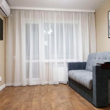 Стешенка вул., 23