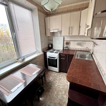 Реальная 1-ка на Алексеевке, Людвига Свободы 40-А, Победа