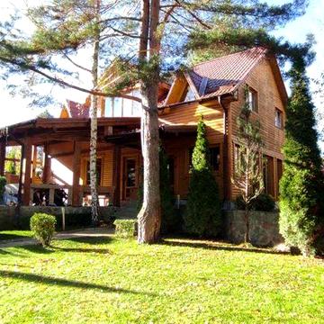 Аренда. Дом 174 м² с баней и участком 17 соток в Гореничах