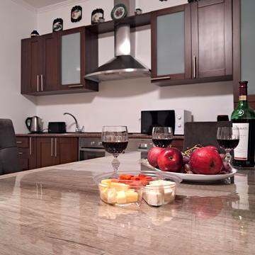 Садова вул., 30