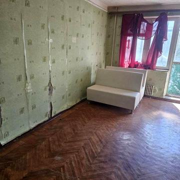 ЕГ-2123 Продам 2к квартиру на Салтовке Академика Барабашова 656 м/р