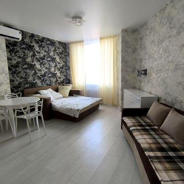 Сдам 1 ком студию в ЖК Аквамарин.