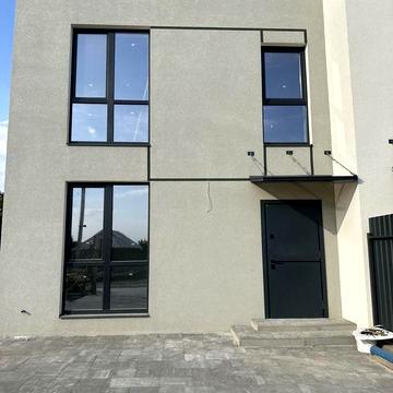 Продаж кутового таунхауса! Чорнові роботи вже зроблено!