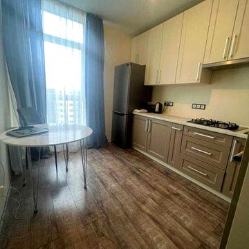 Продаж 2-кімнатної квартири з євроремонтом у Винниках, вул. Кільцева