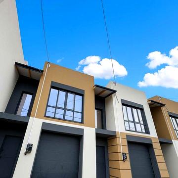 Продам Готовий Таунхаус 125 м2 з гаражем та комунікаціями в Крихівцях!