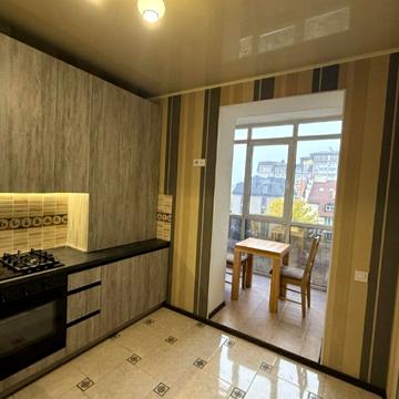 Богдана Хмельницького бульв., 11