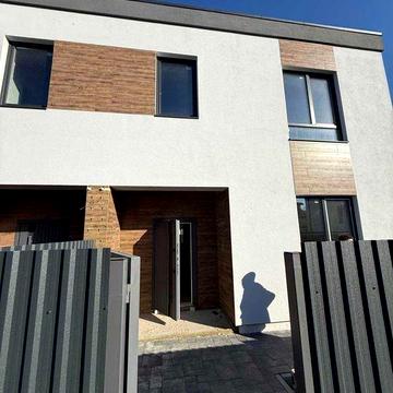 Дуплекс в Бучі з центральними комунікаціями, поруч школа №5