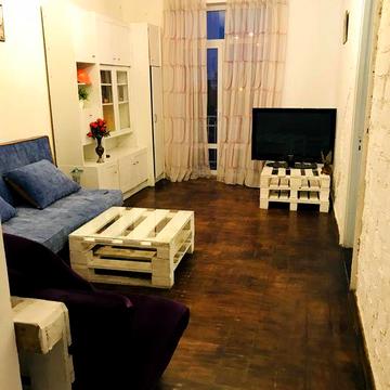 Продам 2-кімнатну квартиру на проспекті Миру