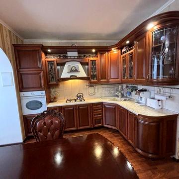 Продам велику 3х.кім кВ вул.Чорних Запорожців 57.ціна-75000у.е