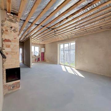 Червоні Гори, будинок з внутрішньою обробкою