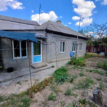 Продаж двух будинків в одному дворі, центр міста.