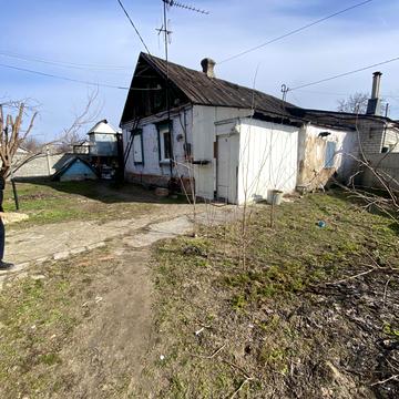 Підвітряна вул., 72