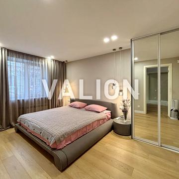 Костянтинівська вул., 51