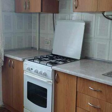 Продаю в Корабельном районе 2-х к.квартиру .