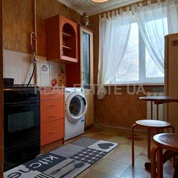 Без %. Продаж однокімнатної квартири вул. Васильківська буд. № 19/15