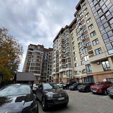 Продам ліквідну дворівневу квартиру в топовій локації Тернополя