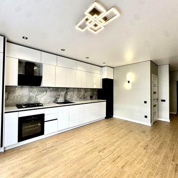 Продаж 1 поверхового таунхауса з ділянкою. Квартира