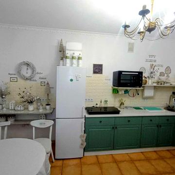 Довгостроково простора 2-к, Братиславська, 9-а (біля лікарні)