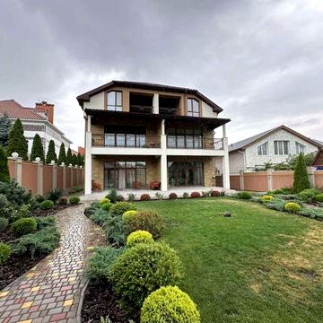 Первая аренда ДОМА в Совиньоне, есть подвал!