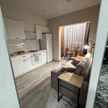 Сдам 1комнатную квартиру в ЖК Пятый Континент,Салют)