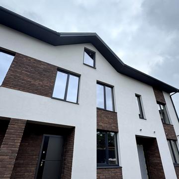 Центральна