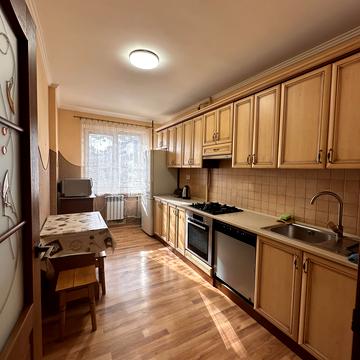 Сихівська вул., 15