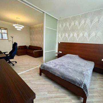 Французский бульвар. Сдам 1комн. Стикон