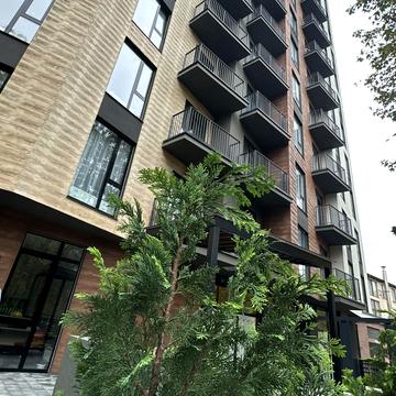 Чубаївська вул., 1