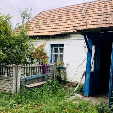 Продам будинок в с.Поправка землі 25 соток