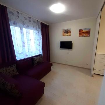 Бориса Гмирі вул., 14