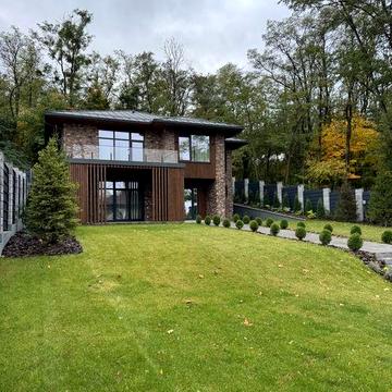 Віта Поштова продаж коттеджу 230 квм  ремонт меблі Газ бомбосхвоищн