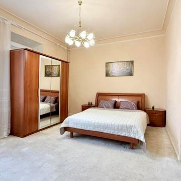 Двухкомнатная квартира на Йохансена