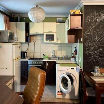 Продаж 2 кімнатна квартира вул.Шевченка  45/6 2/5 63999$