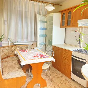 Вацлава Гавела бульв. (Івана Лепсе), 39