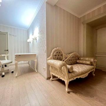 3-к, Молочна вул., 11, Спортивна, р-н ст. метро