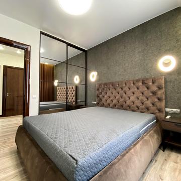 Каховська вул., 62