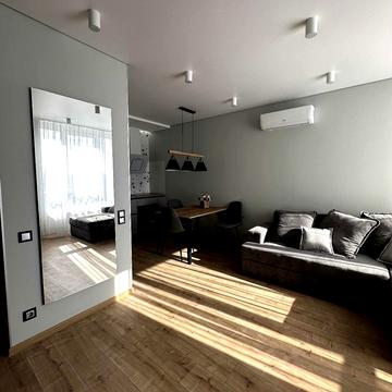 Всеволода Змієнка вул., 19