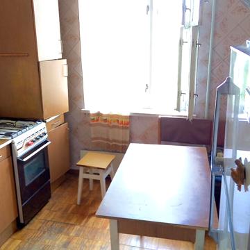 Драгоманова вул., 9