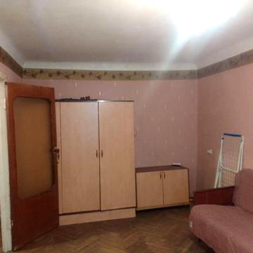 Сдам квартиру 1-ком.на ул.Строителей в Дарнице(Ленинград.пл.)