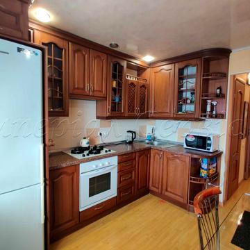 Сдам 2 комнатную с ремонтом на песках