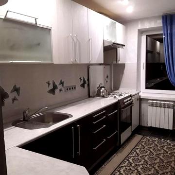 Продаю в Луцьку простору 3 кімнатну квартиру