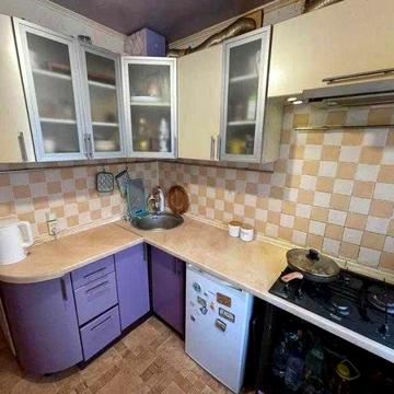 Харків.Дешево 3 кімнатна ізольована квартира район ТРК Україна