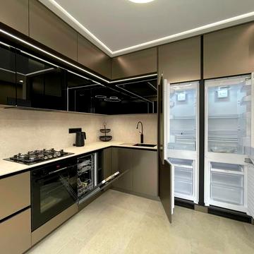 Юліана Пелеша вул., 5