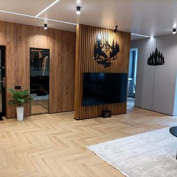 Добровольців вул. (Маршала Говорова), 3