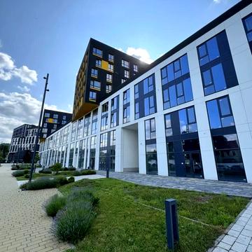 Богдана Хмельницького вул., 207