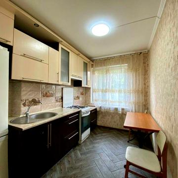 Продаж двокімнатної квартири