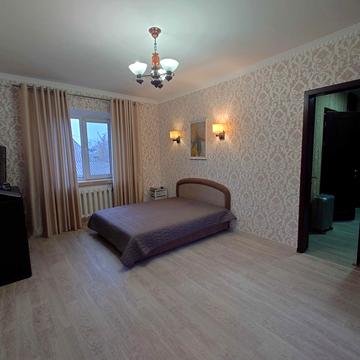 Мостова вул., 102