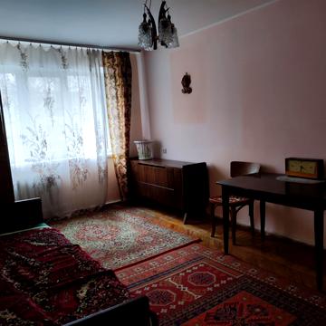 Юності просп., 7