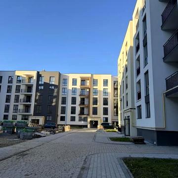 Героїв Крут вул., 10