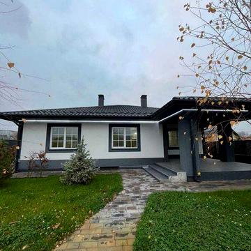 Приватний будинок 150 м2 на ділянці 10 соток / КИЇВ / ТРЦ Республіка